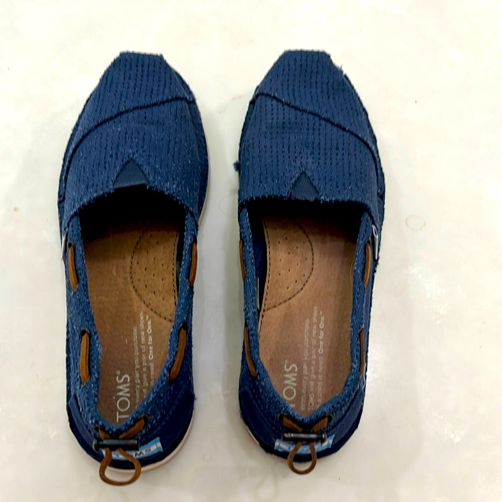 Toms Classics Blue Womens Slip On Casual Canvas